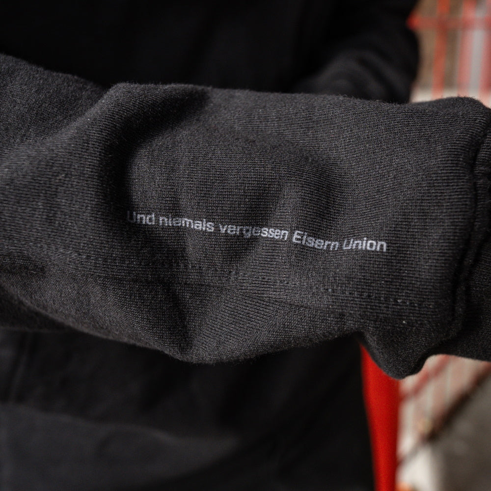 Kapuzenpullover UNVEU Badge - schwarz