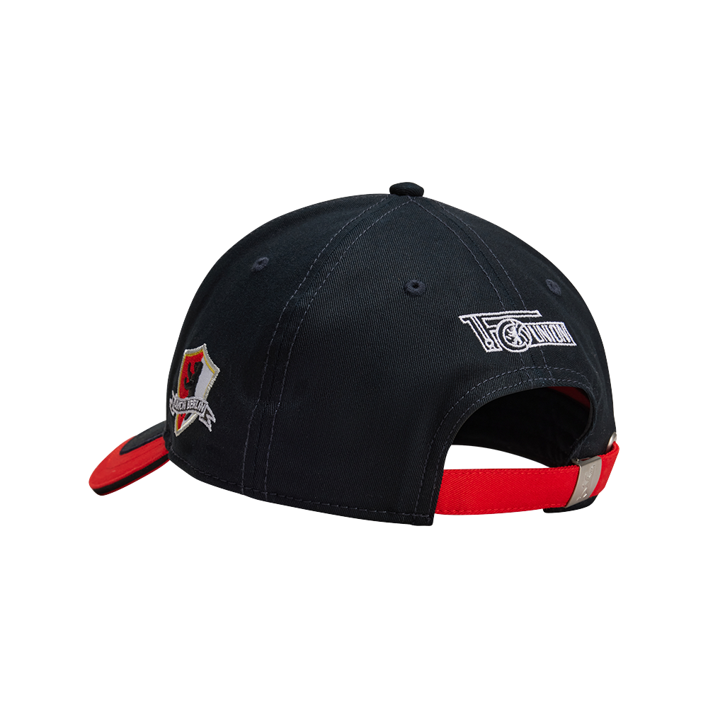 Cap Klassik 66 - schwarz/rot